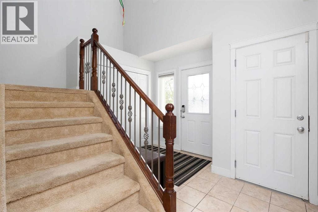 388 Fireweed Crescent — photo 3