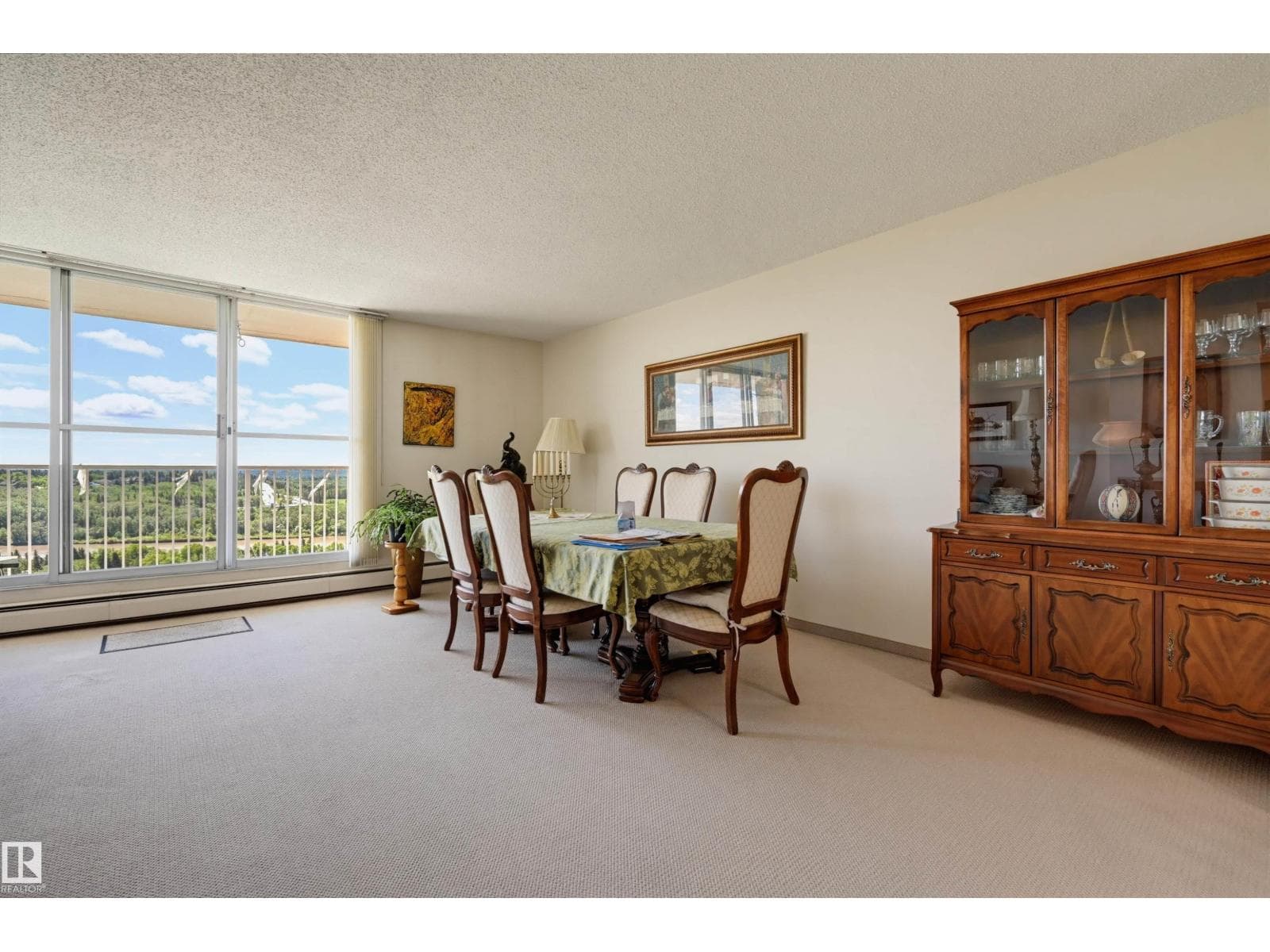 #1006 12141 JASPER AV NW — photo 5