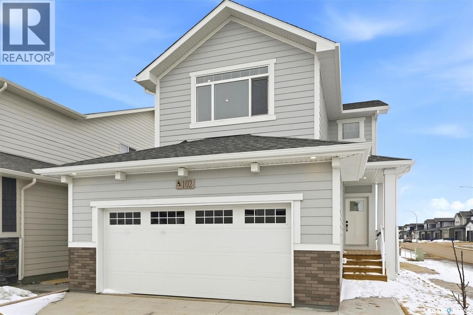 546 Traeger MANOR