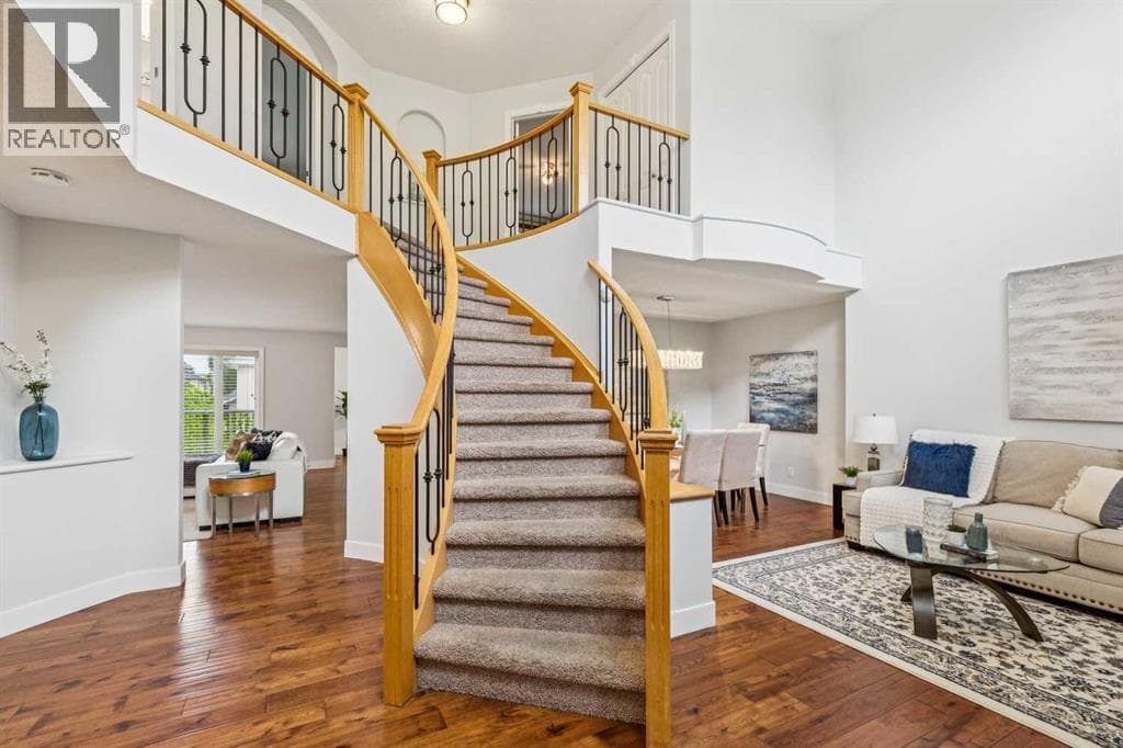 18 Tuscany Hills Crescent NW — photo 4