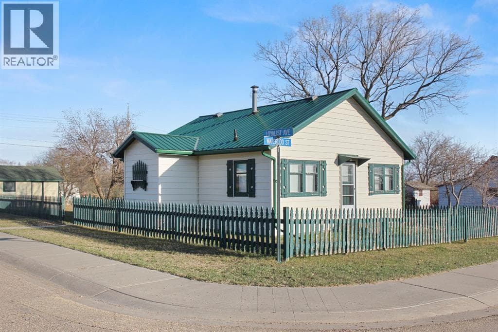 301 Waterloo Street — photo 2