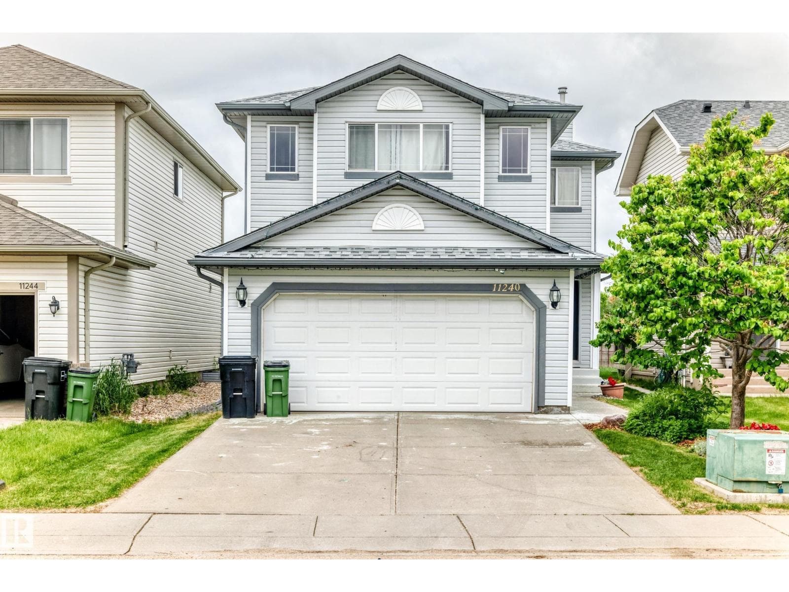 11240 167B AV NW