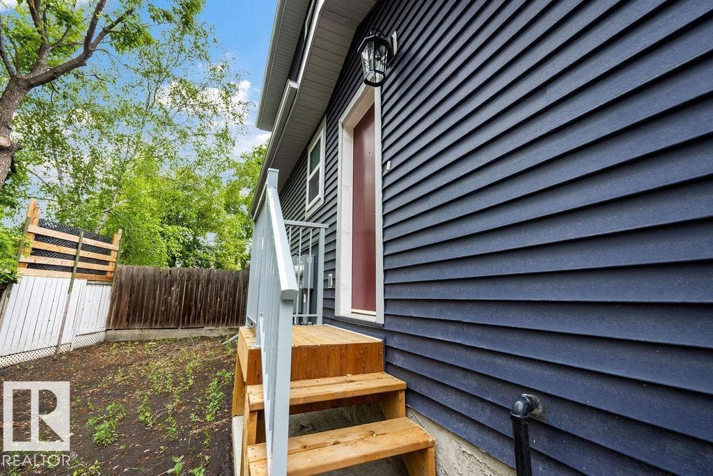 6204 150 AV NW — photo 5