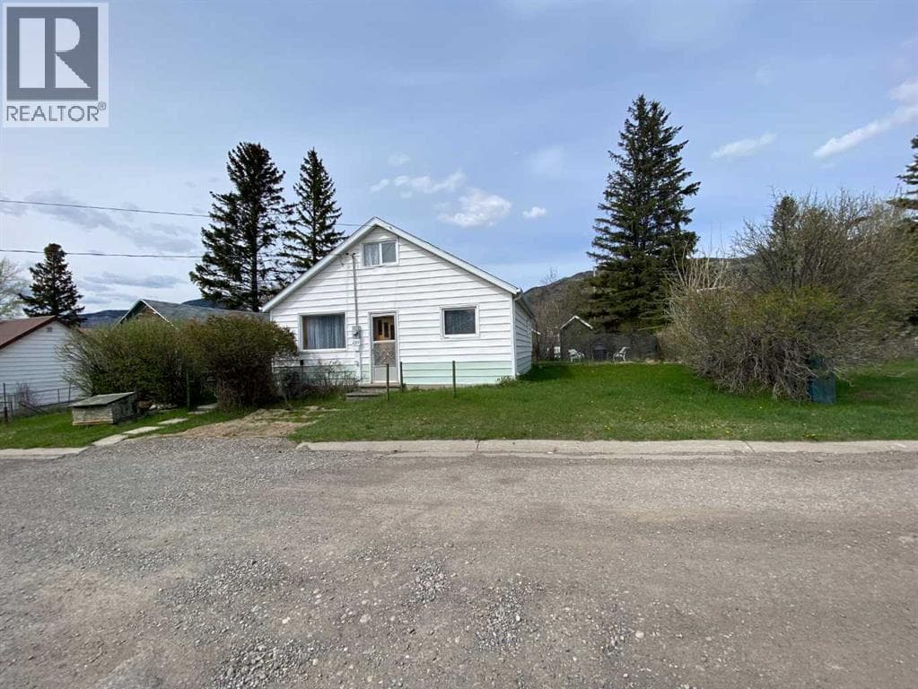 2314 215 Street — photo 2