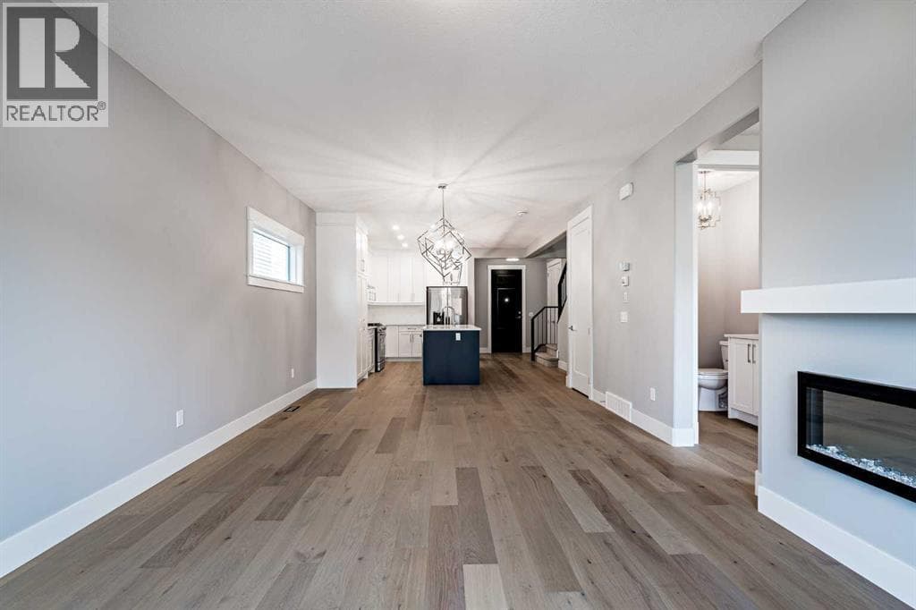 3 bed 3 bath single family at 925 Reynolds Lane SW — $679,800 — photo 10