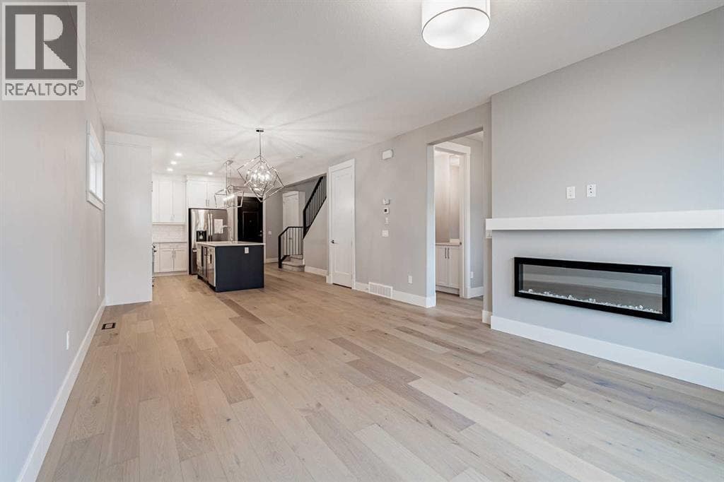 3 bed 3 bath single family at 925 Reynolds Lane SW — $679,800 — photo 12