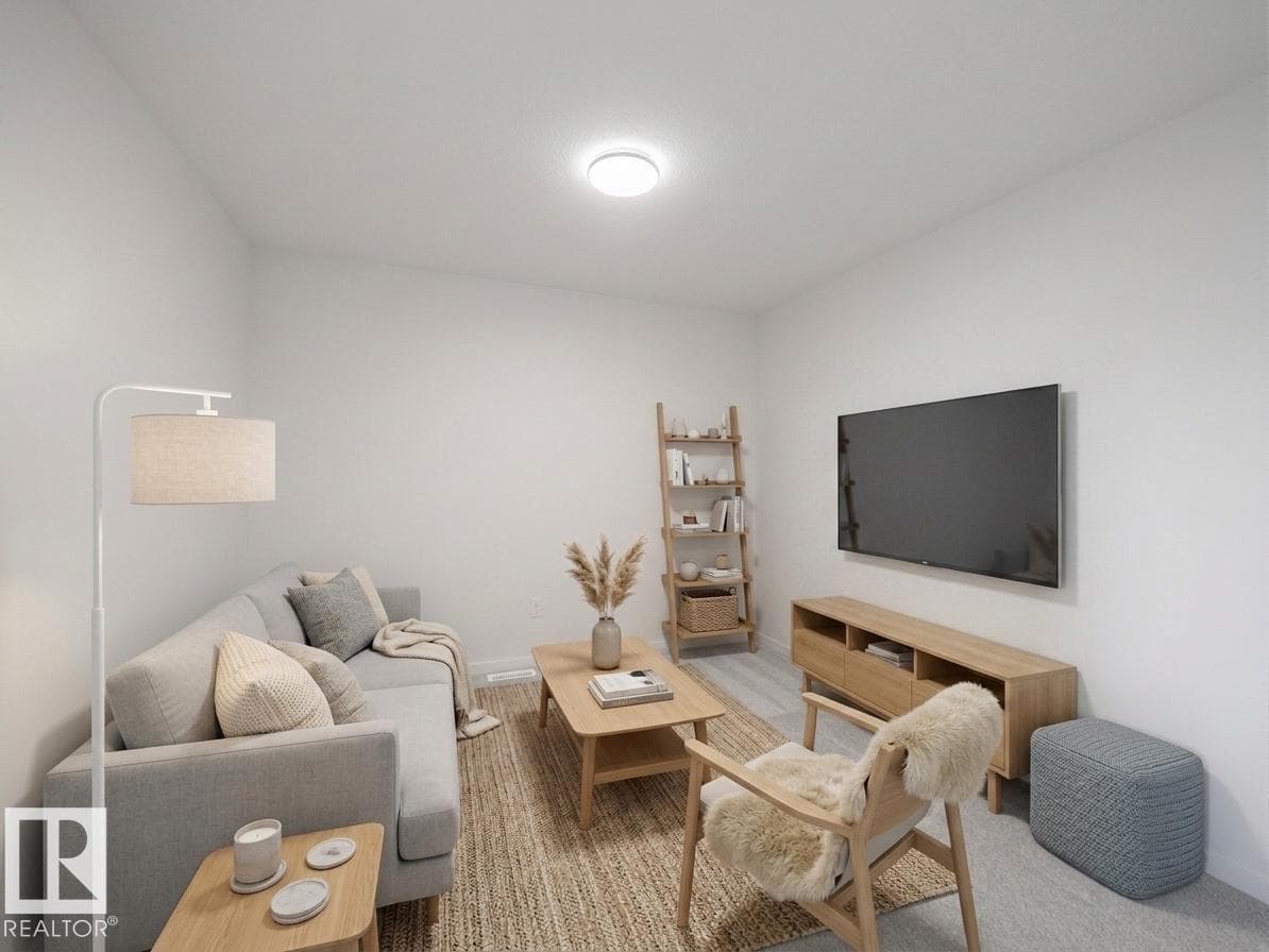 1090 McLeod AV — photo 4