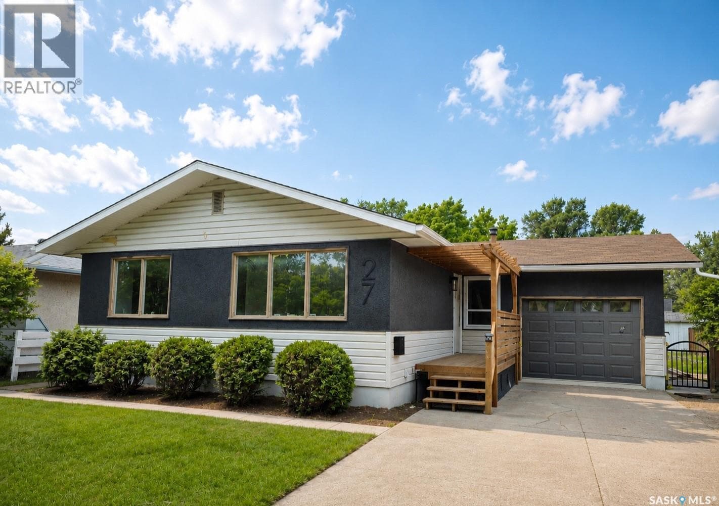 27 Walker CRESCENT