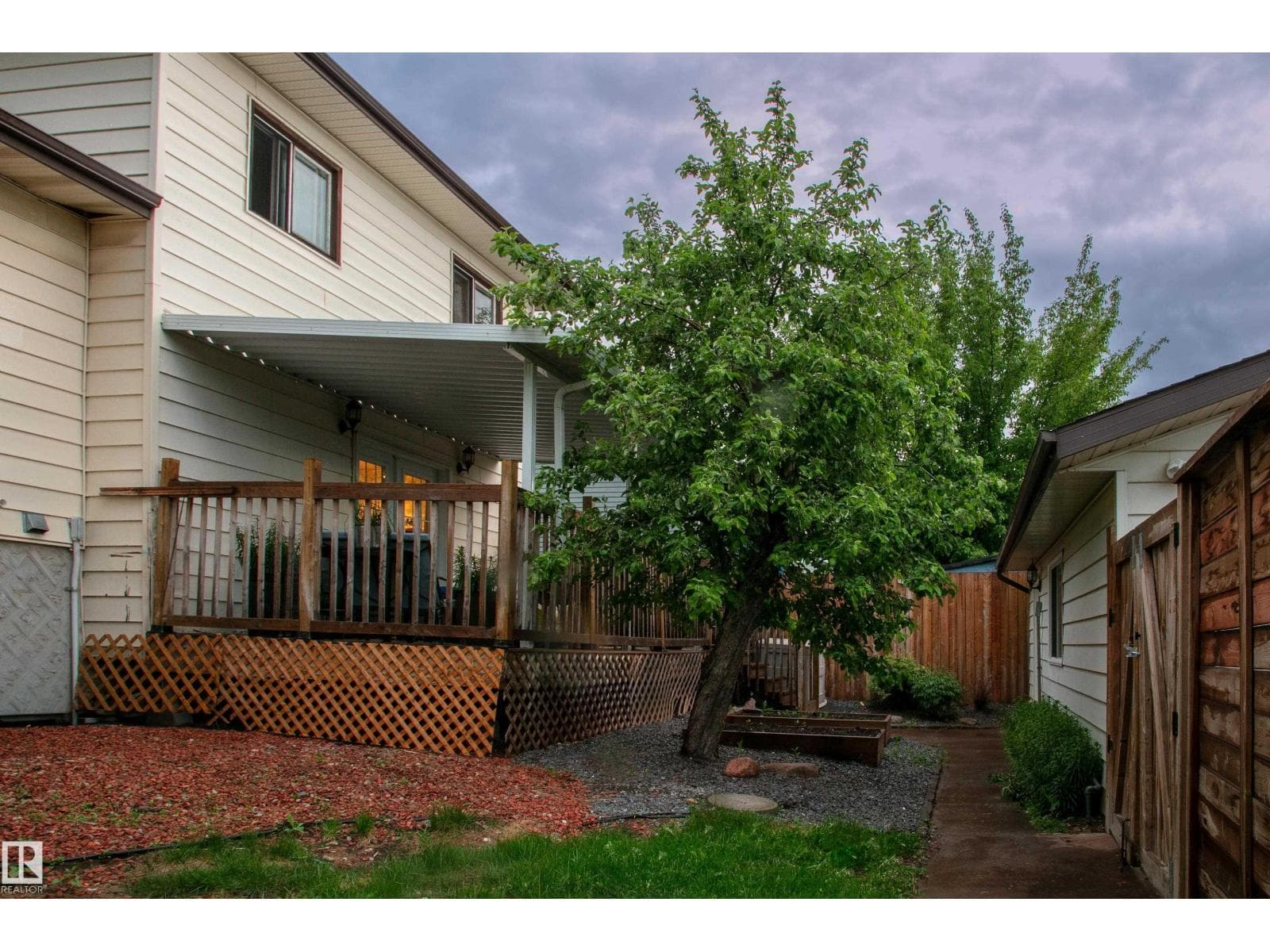 17828 91 ST NW — photo 3