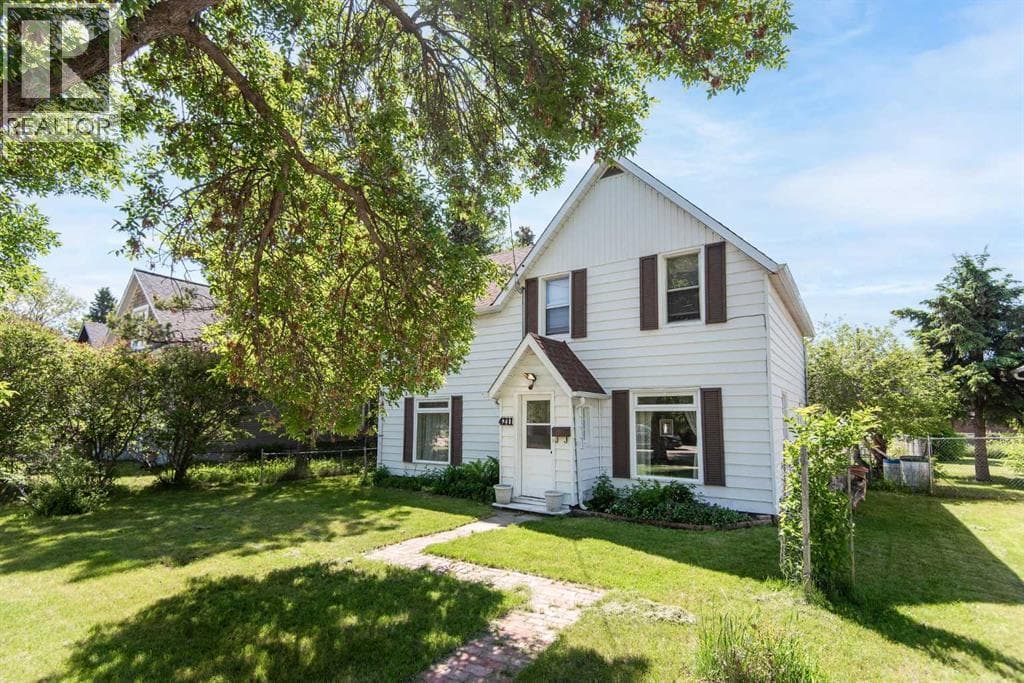 4211 51A Street — photo 2