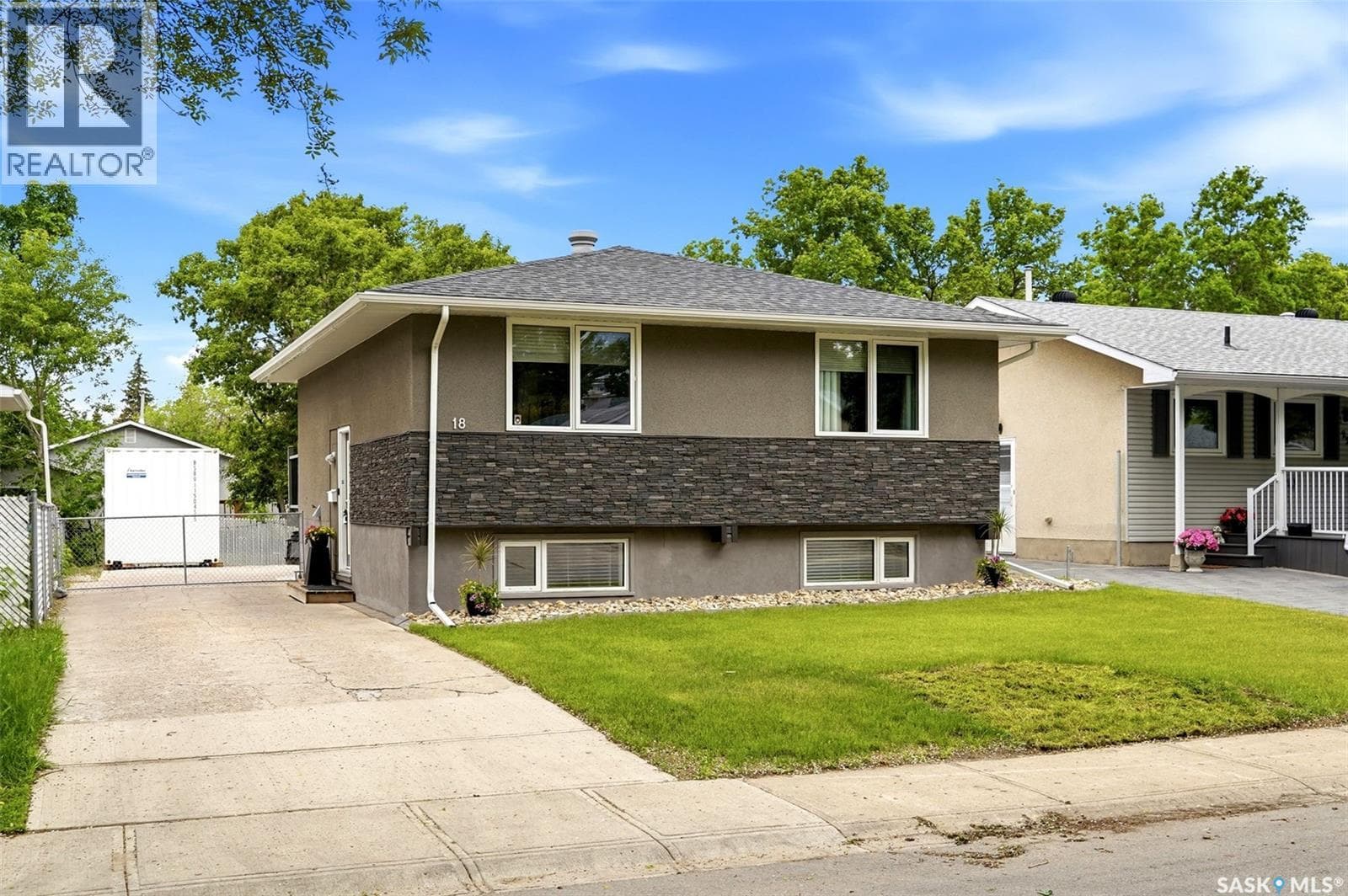 18 Fisher STREET — photo 2