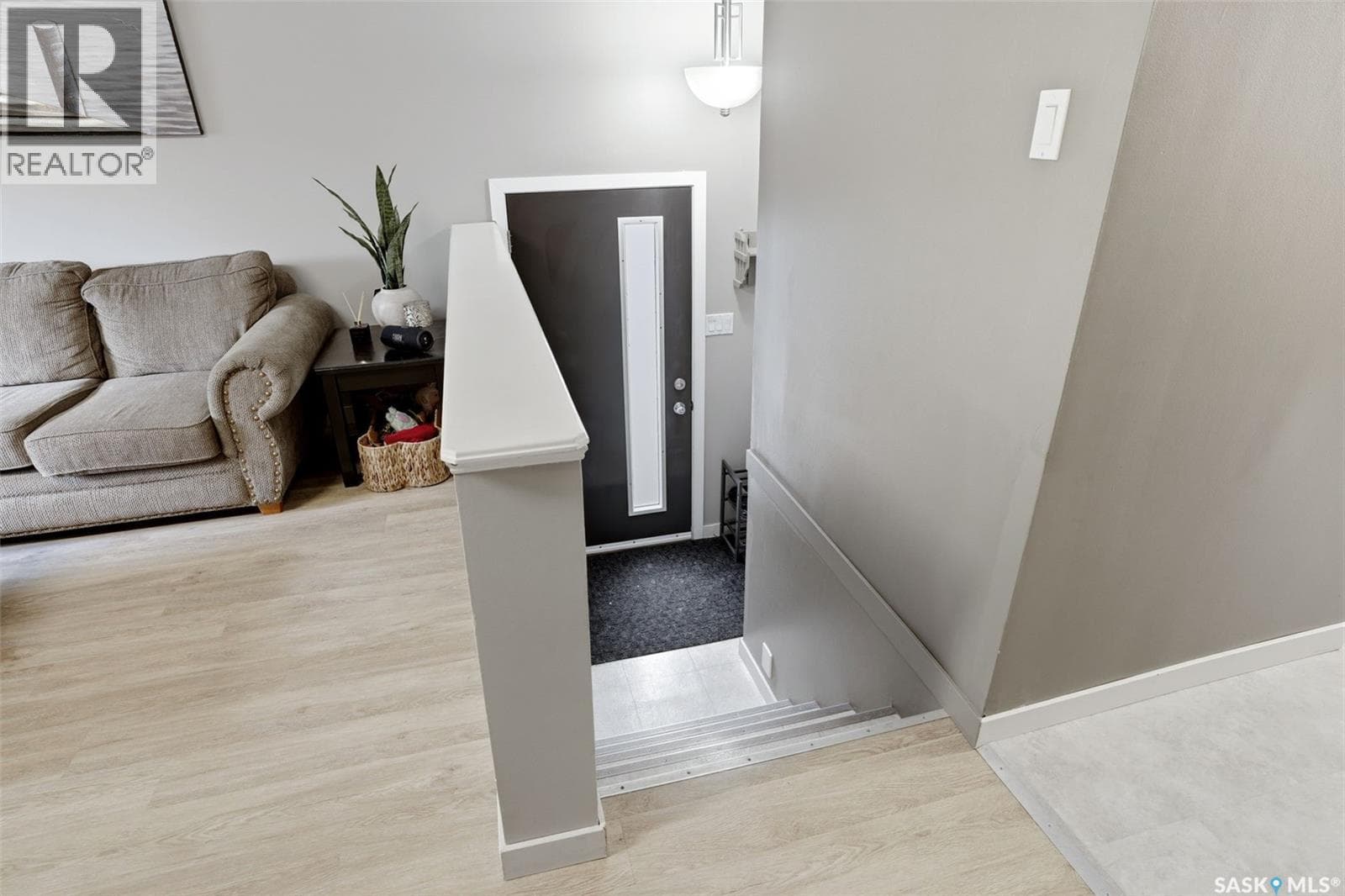 18 Fisher STREET — photo 3