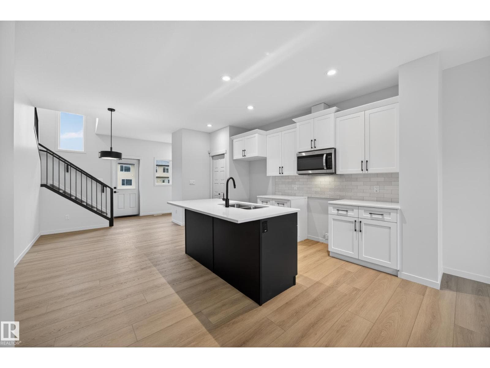 217 Wattle RD