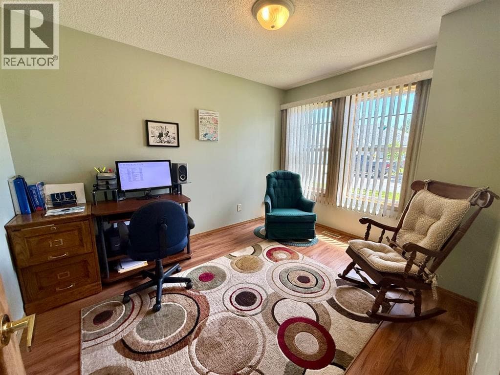 408 Freeman Way NW — photo 4