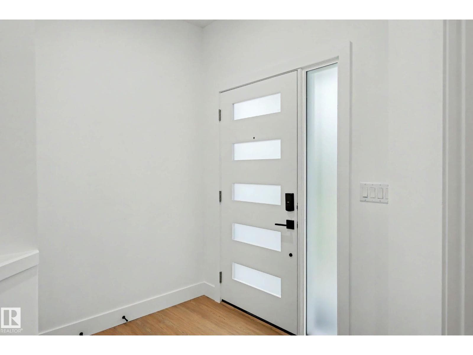 25 Escada CL — photo 4