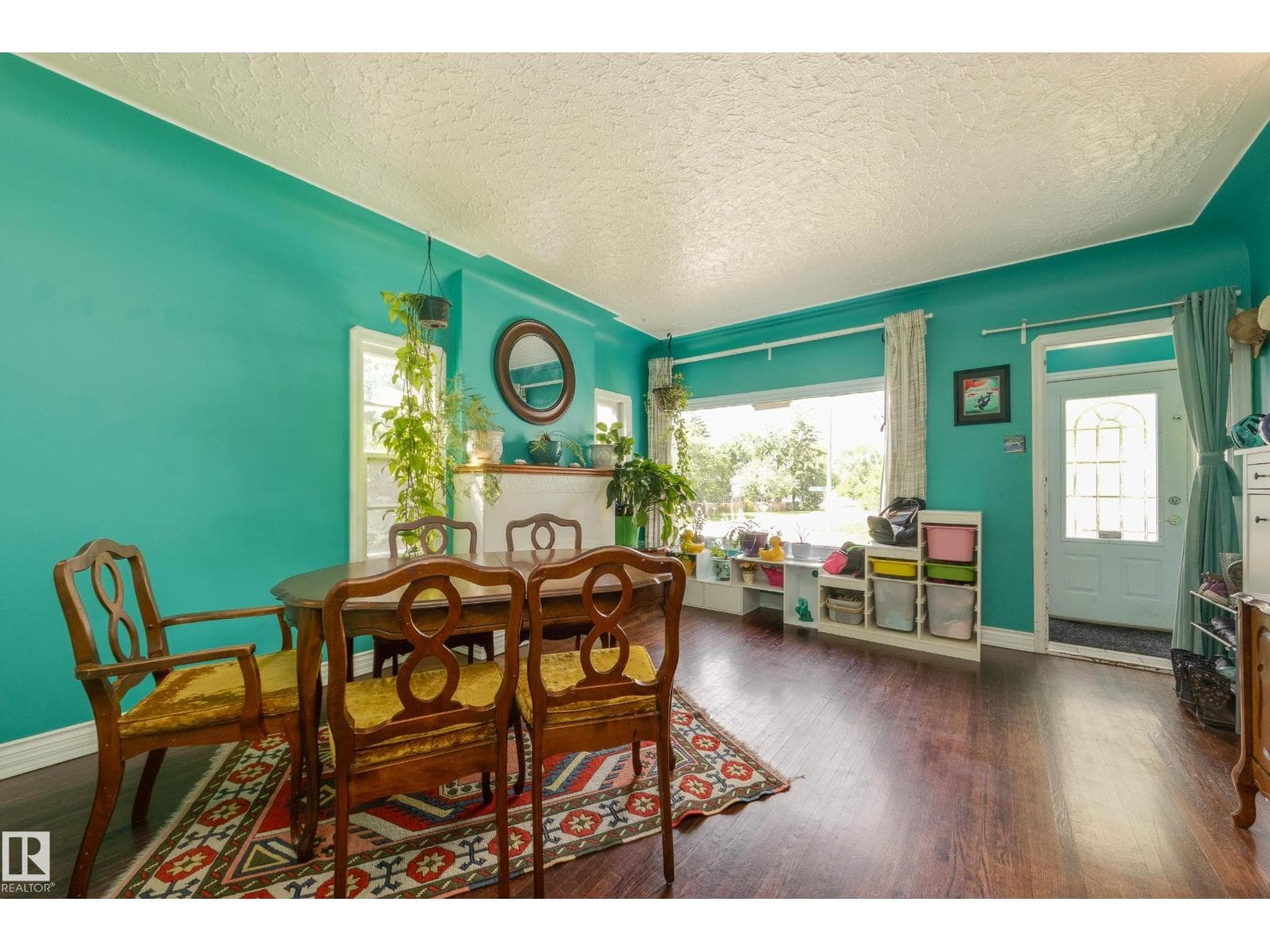 10631 71 AV NW — photo 4