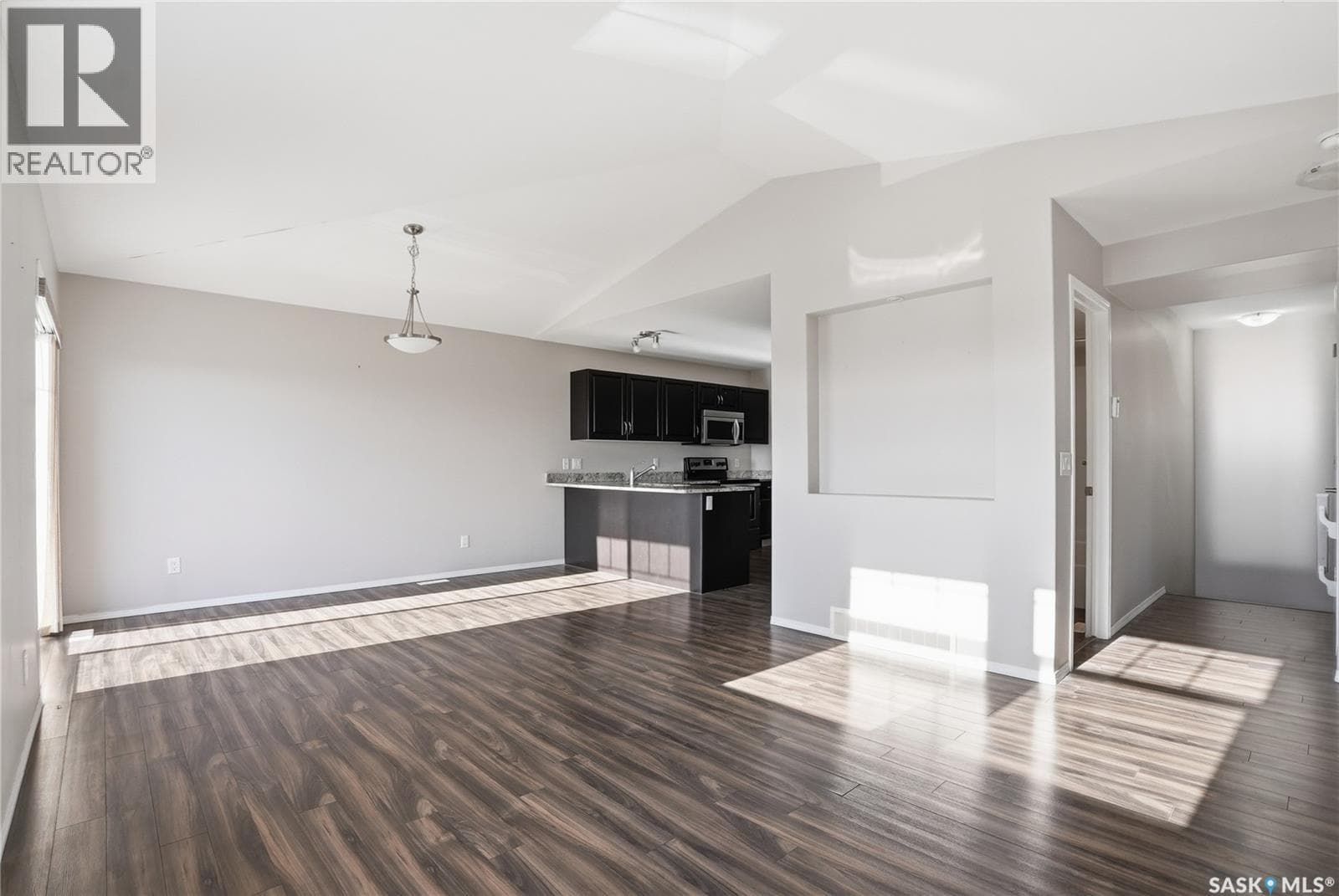 331 100 Chaparral BOULEVARD — photo 3