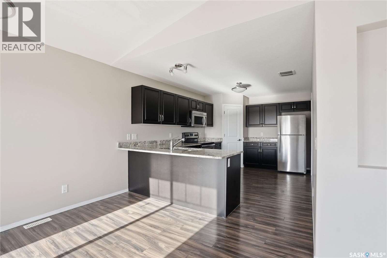 331 100 Chaparral BOULEVARD — photo 5