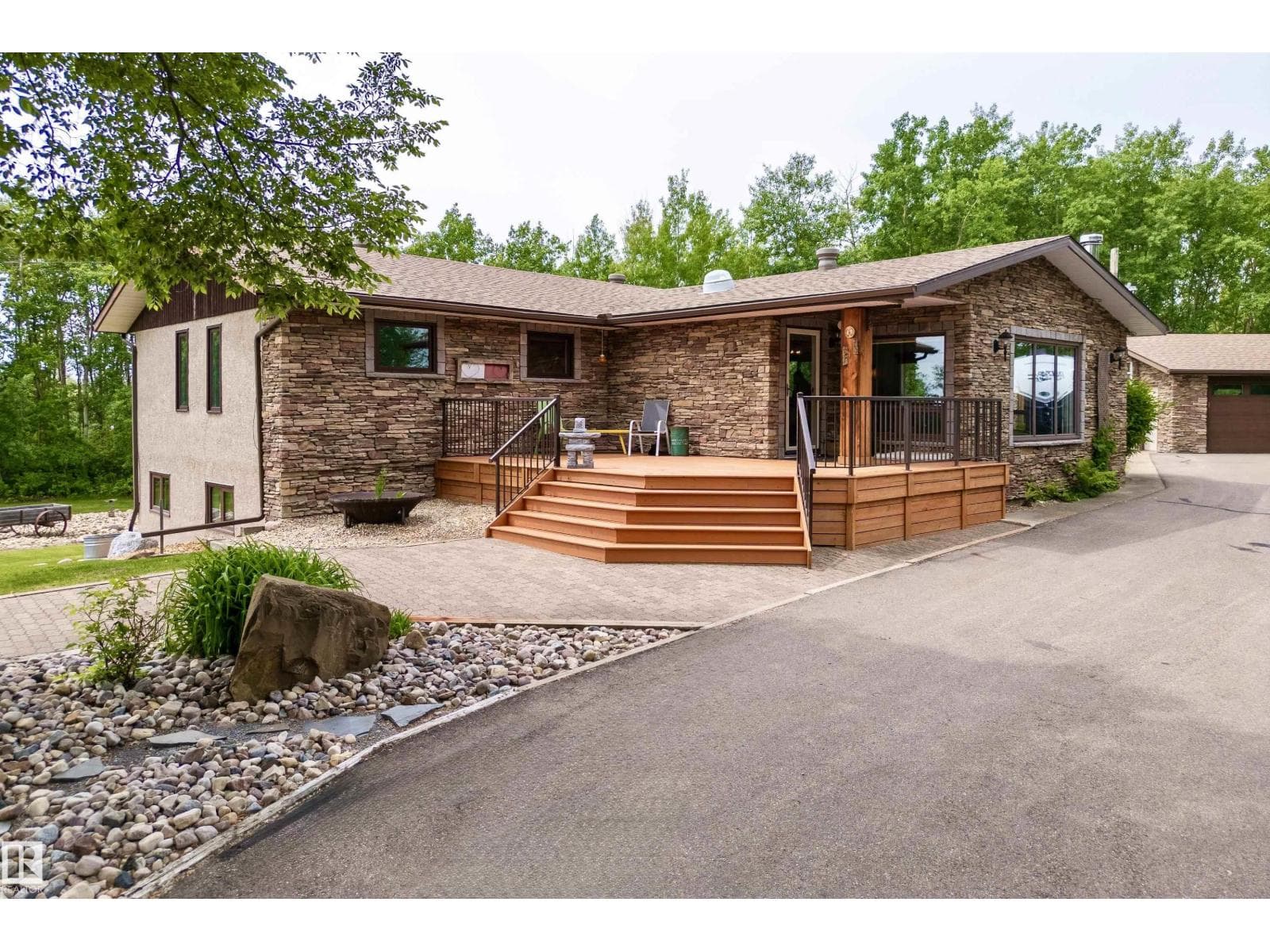 #49 51248 RANGE ROAD 231 — photo 2