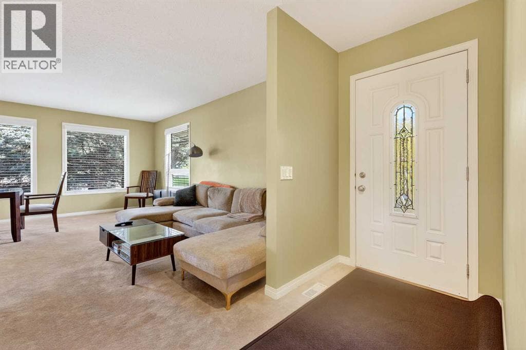 10540 Oakfield Drive SW — photo 5