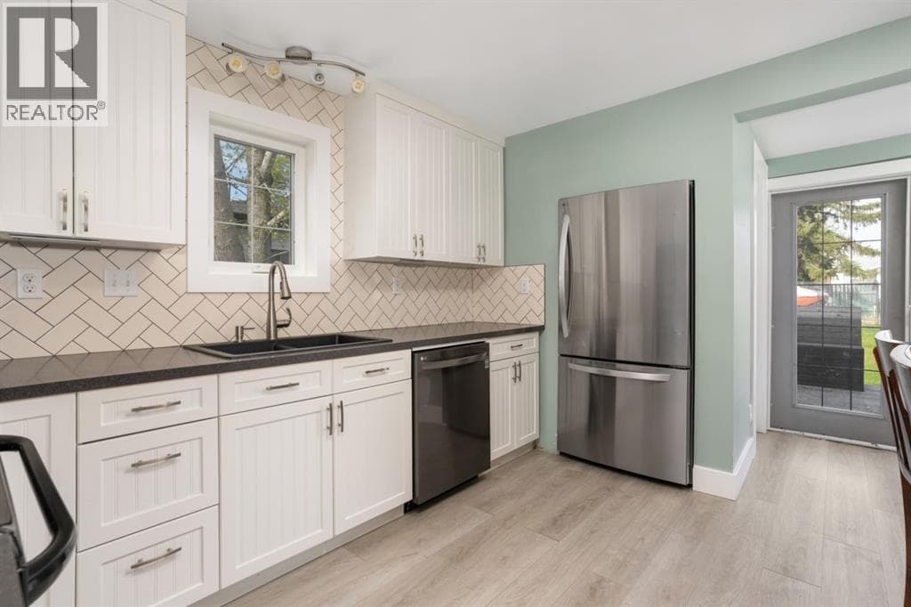 1018 Moville Street — photo 3
