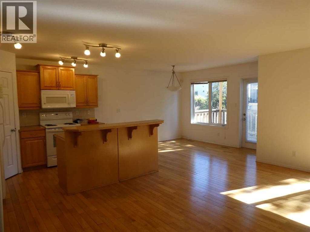 243 Fairmont Boulevard S — photo 5