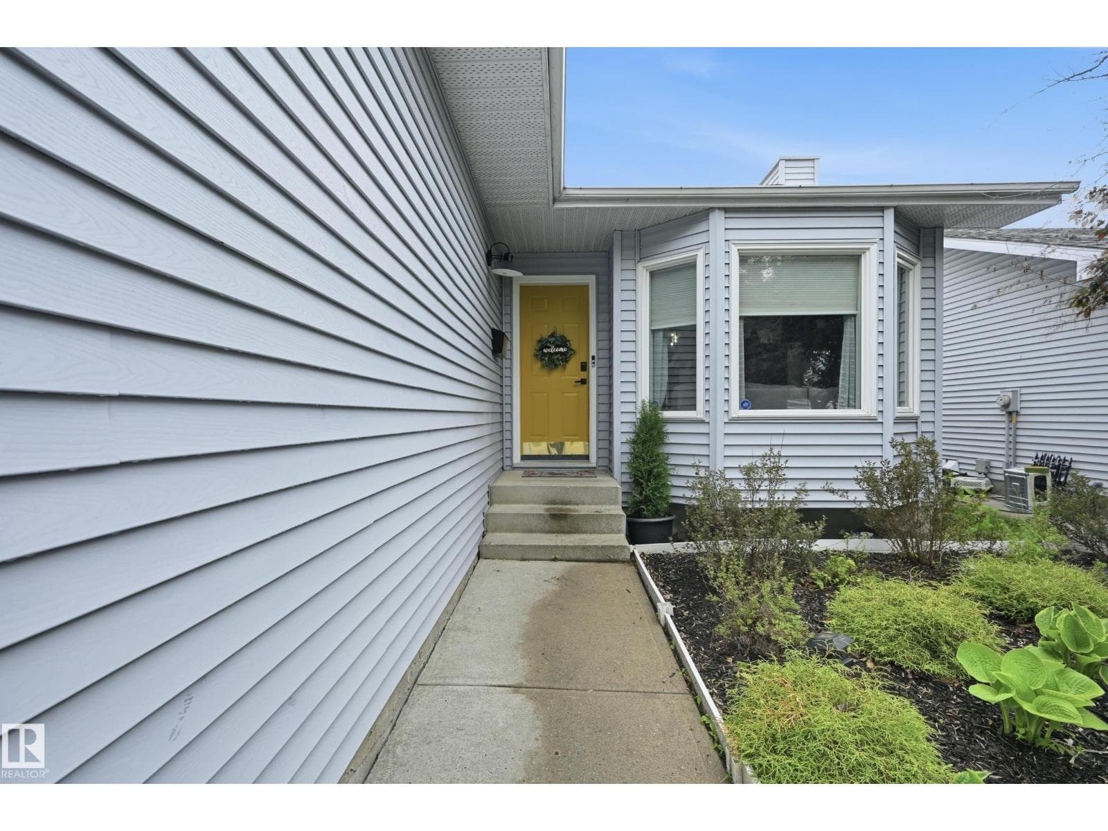 62 ALDERWOOD BV — photo 2
