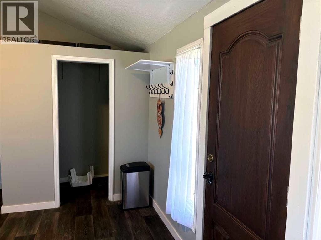 6314 48 Street — photo 5