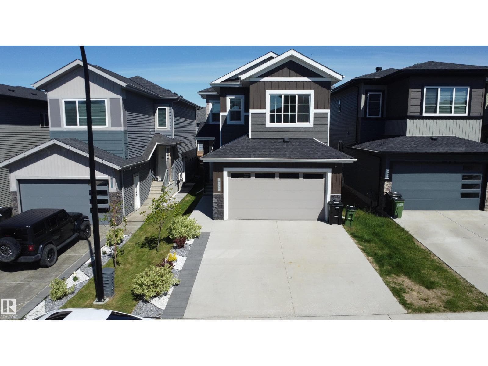 415 42 ST SW — photo 2
