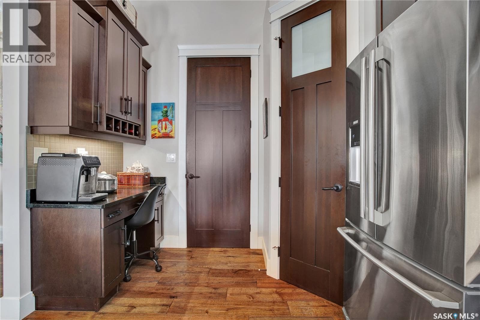 522 Hastings CRESCENT — photo 4