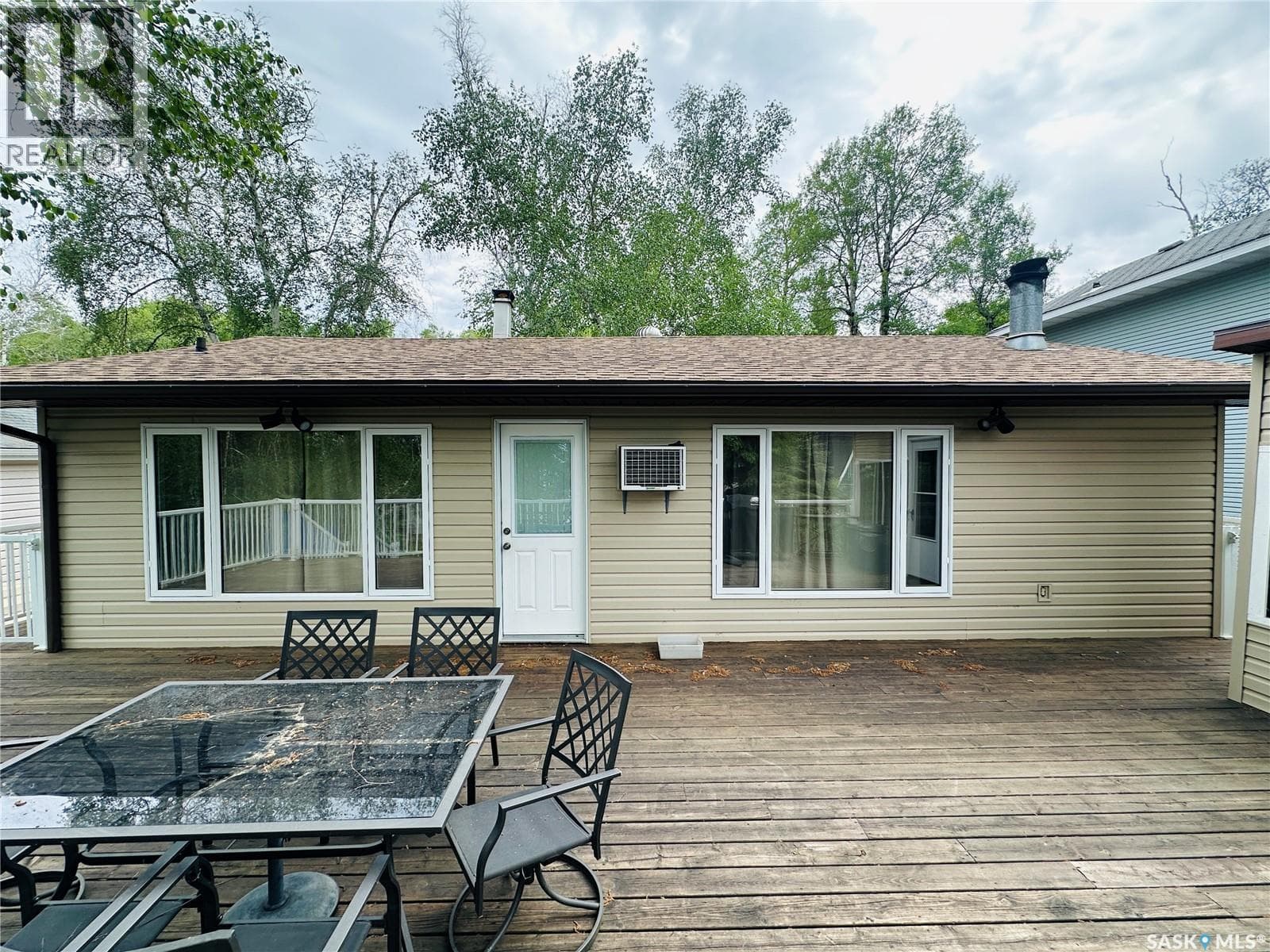 304 Pine DRIVE