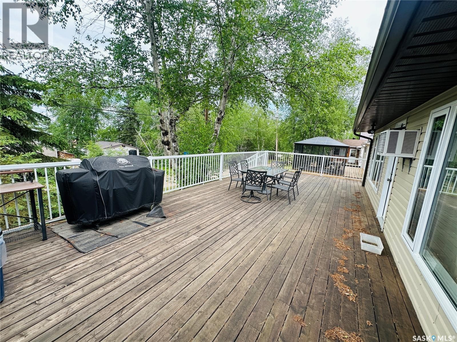 304 Pine DRIVE — photo 3