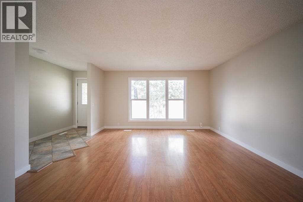 181 Windsor Drive — photo 5