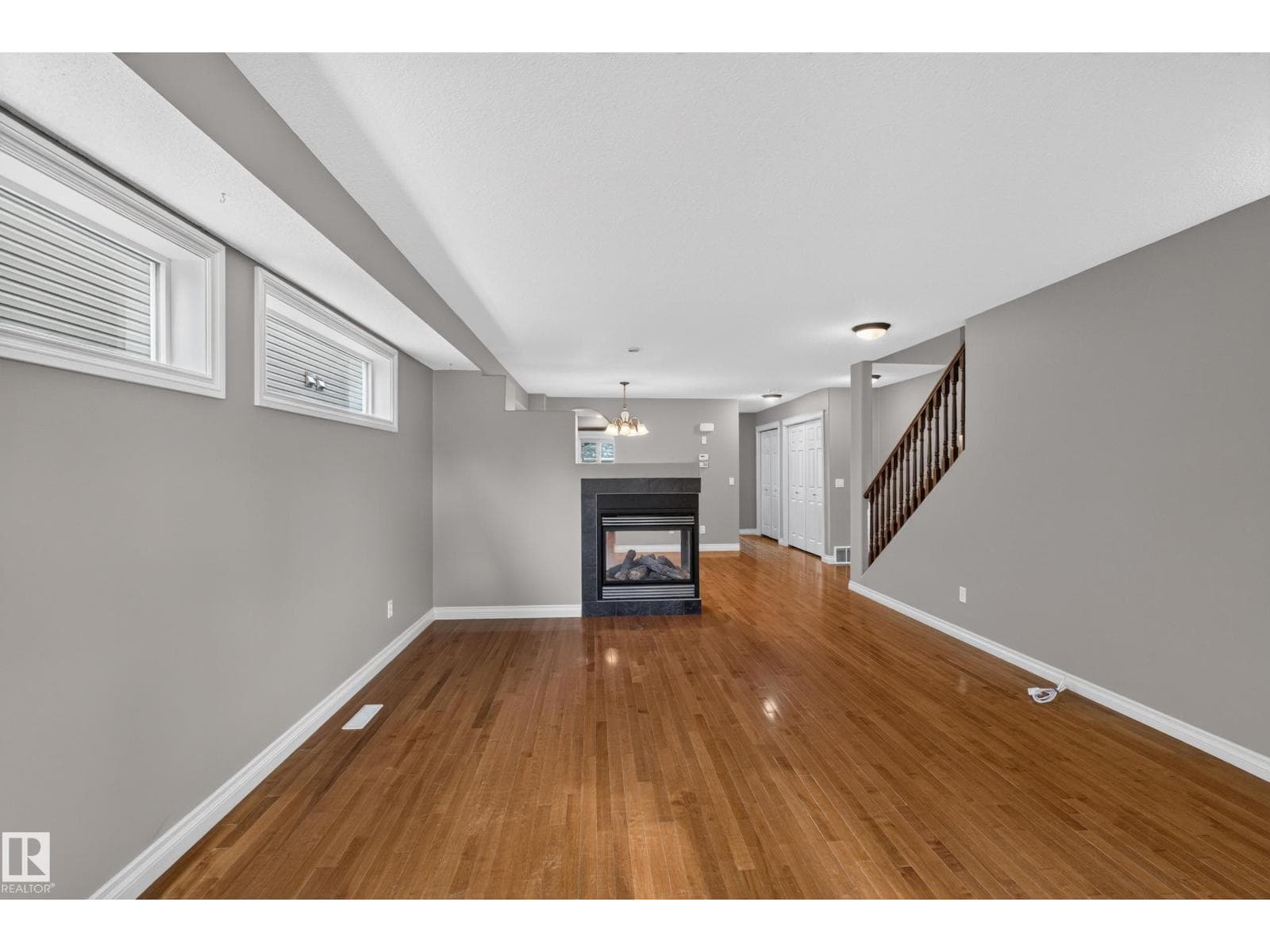 7027 106 ST NW — photo 5