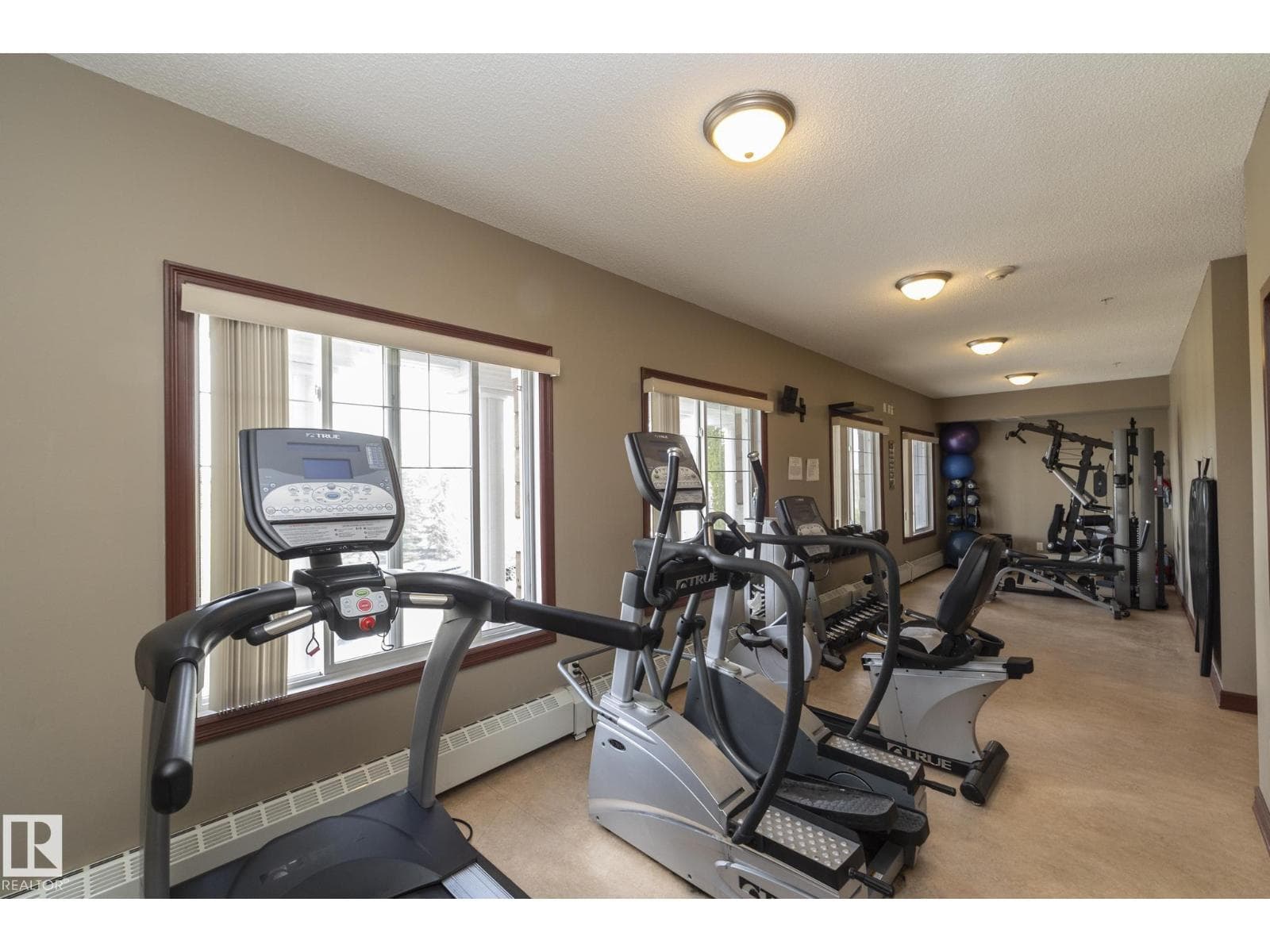 #416 263 MACEWAN RD SW — photo 5