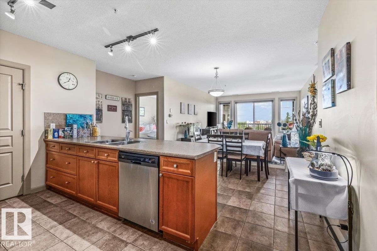 #319 501 PALISADES WY — photo 2