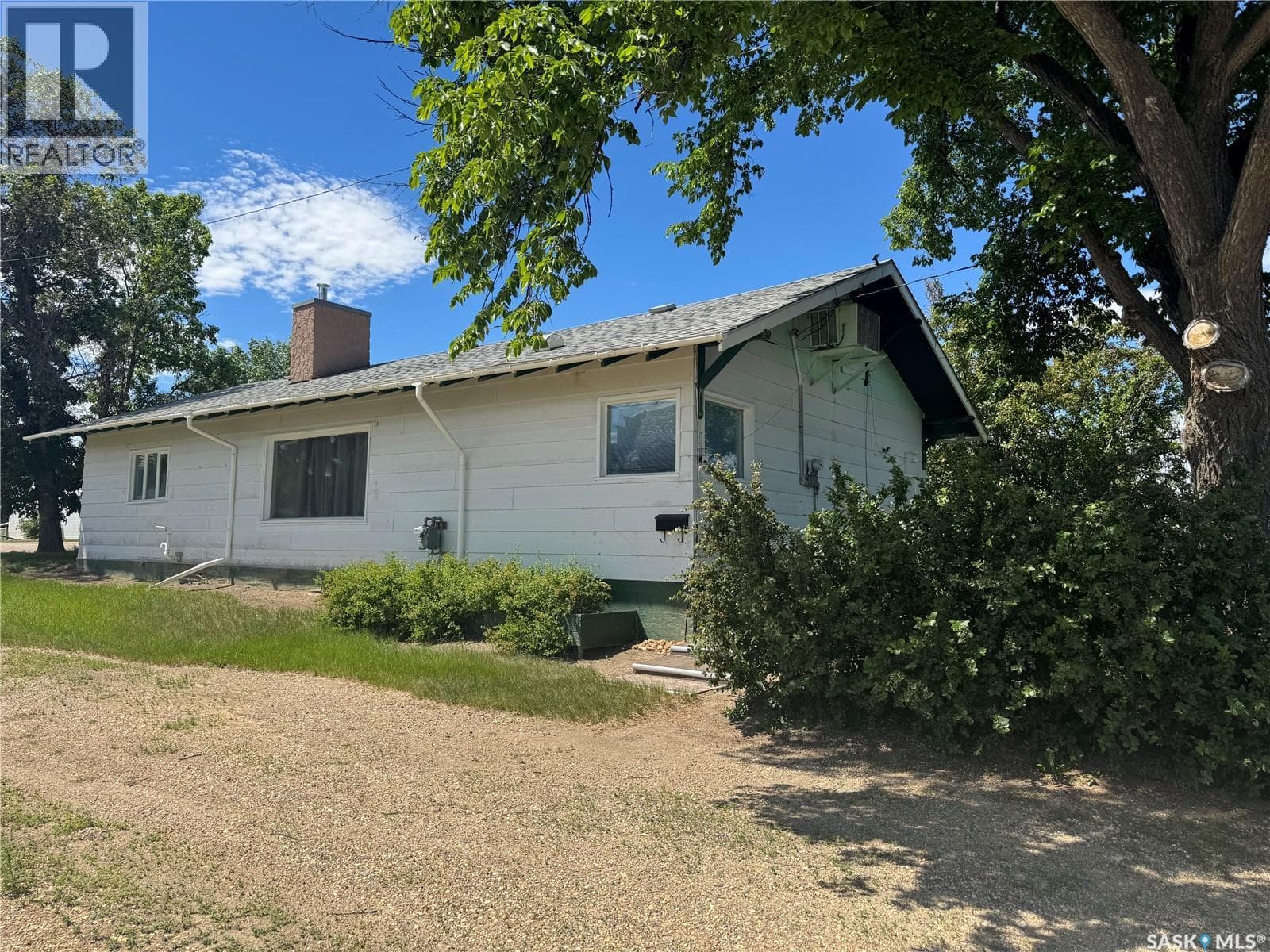 48 2nd AVENUE E