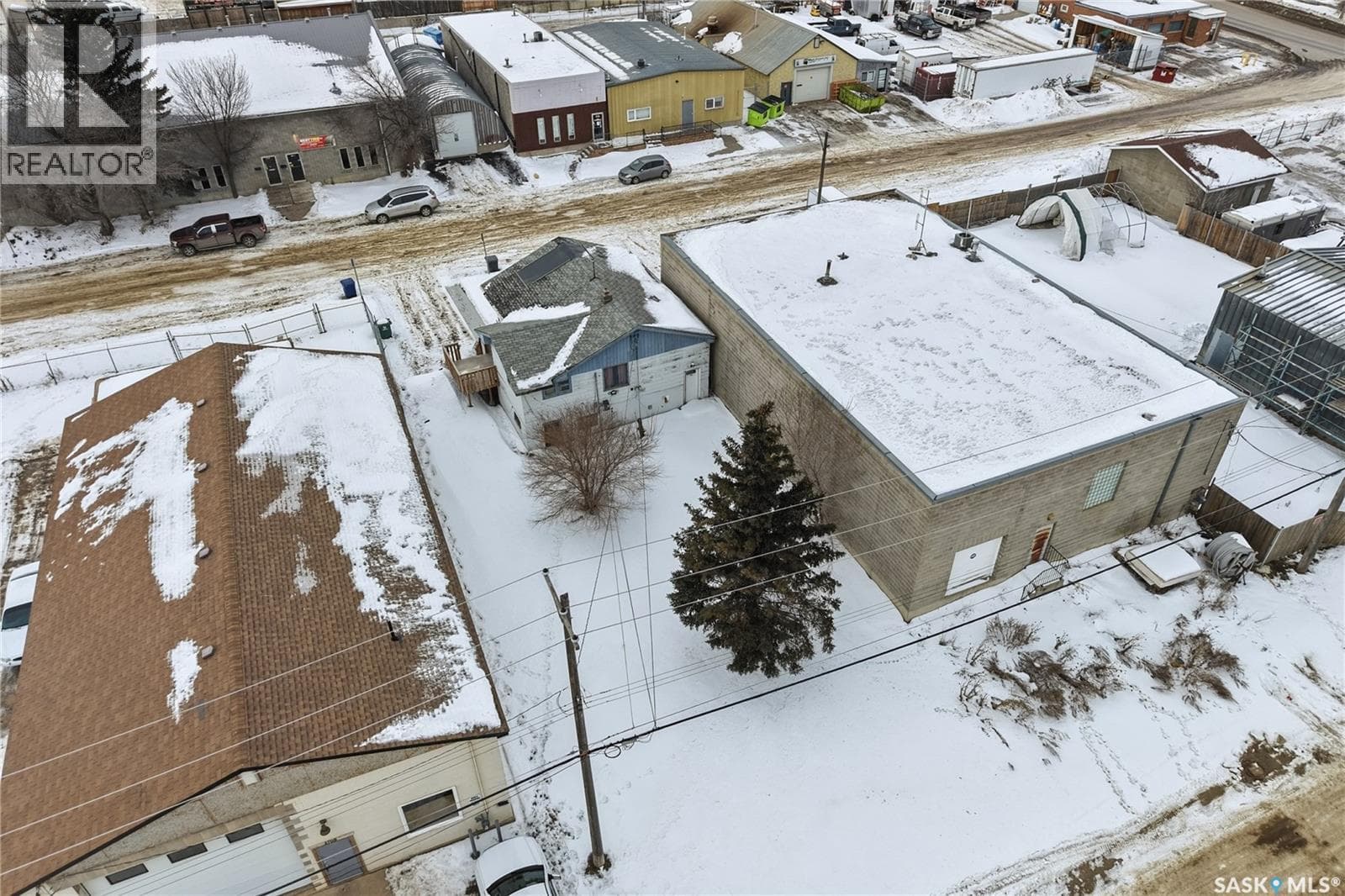 1710 Saskatchewan AVENUE — photo 3