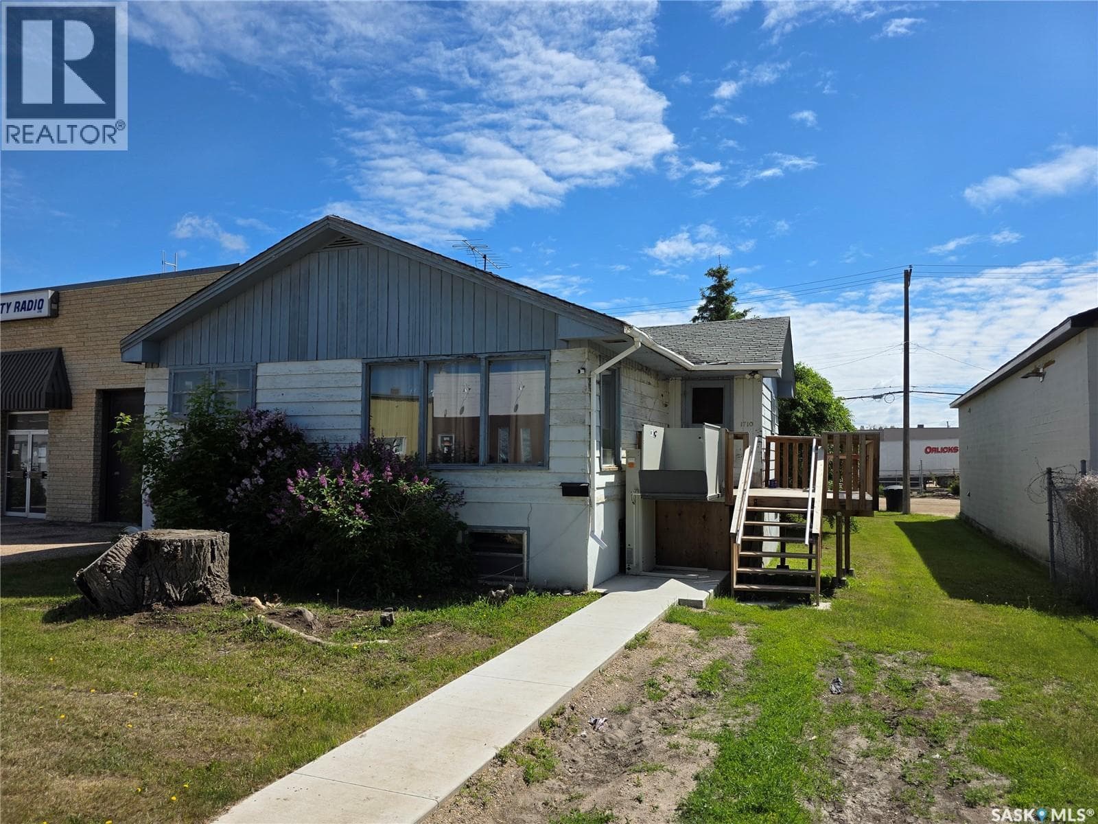 1710 Saskatchewan AVENUE