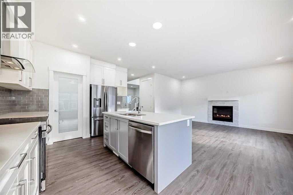772 Edgefield Crescent — photo 4