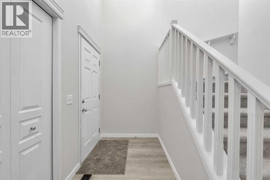 368 New Brighton Place SE — photo 4