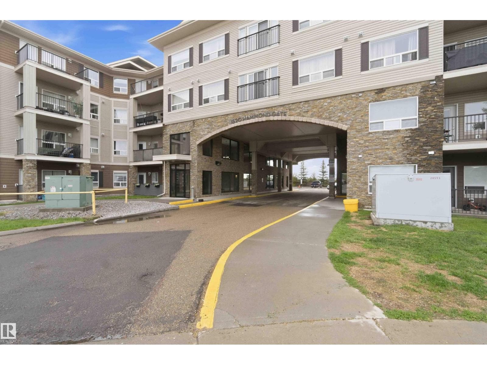 #128 1520 Hammond Gate NW — photo 4