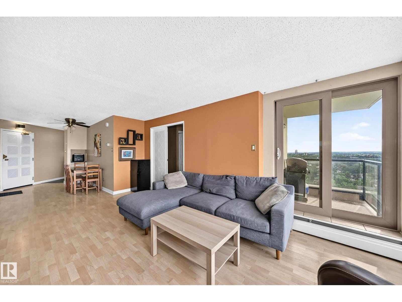 #1600 10149 SASKATCHEWAN DR NW — photo 4
