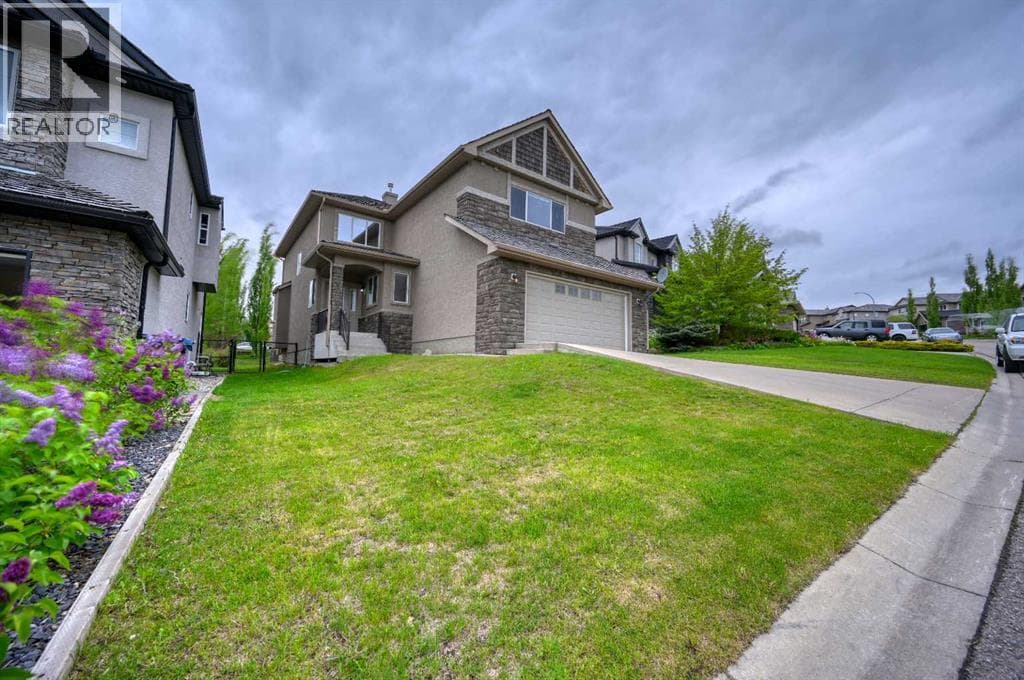 141 Royal Ridge Mount NW — photo 3