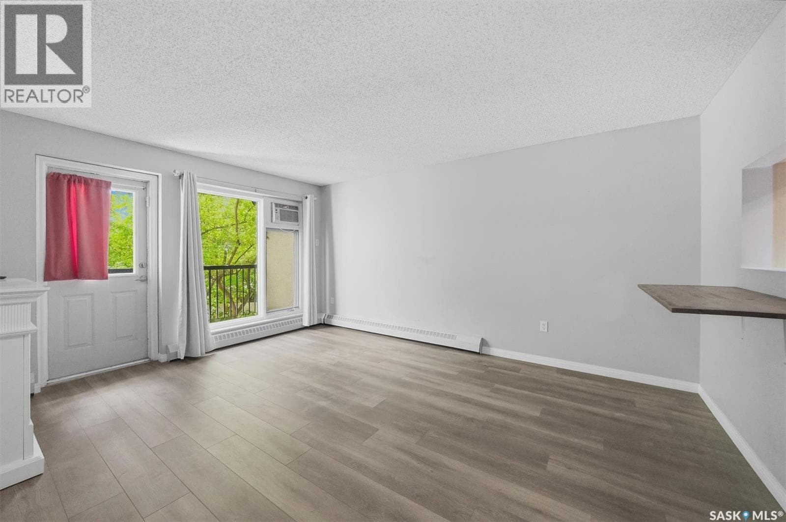 7 103 Powe STREET — photo 5