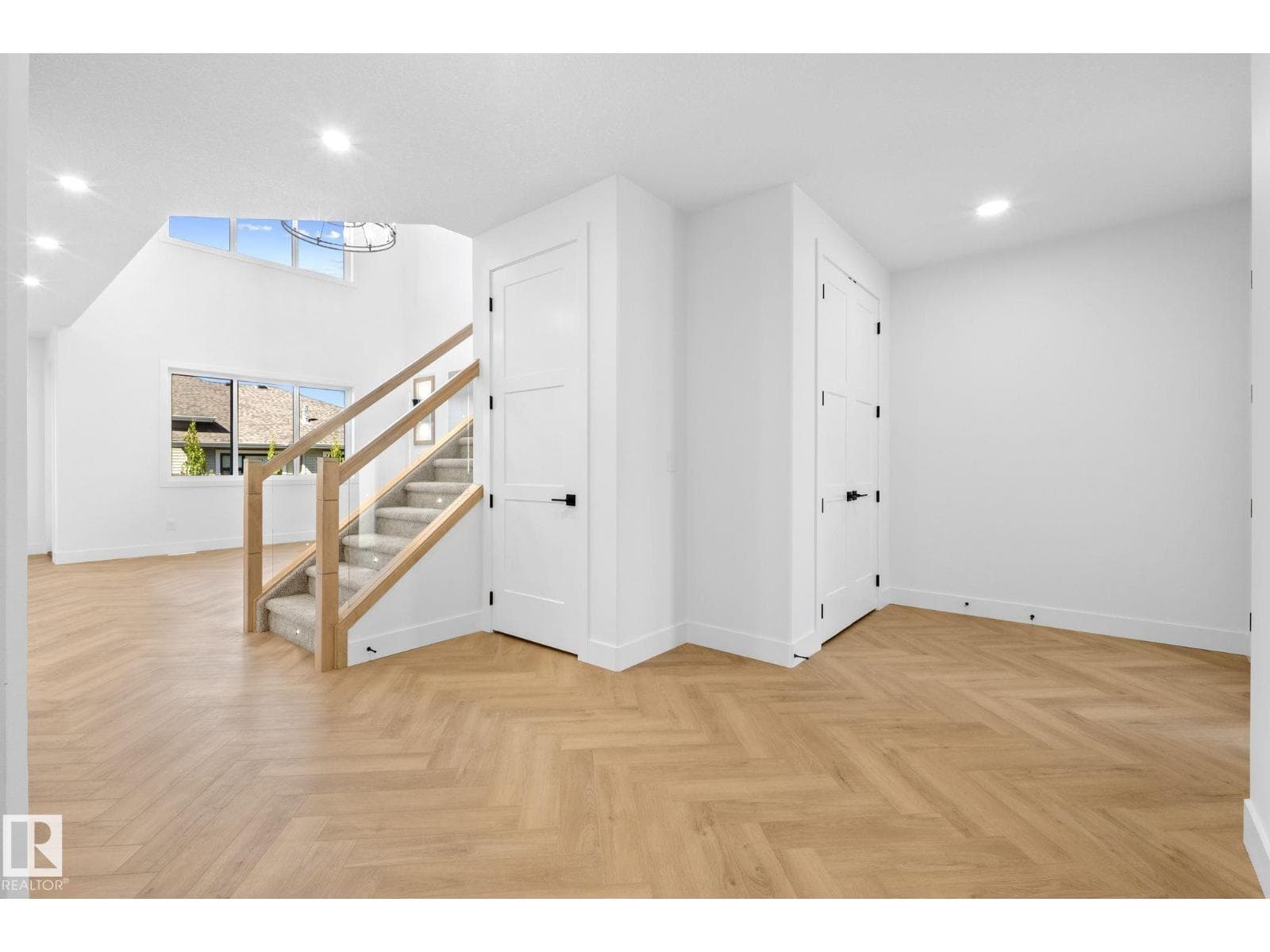 34 Avonlea WY — photo 4