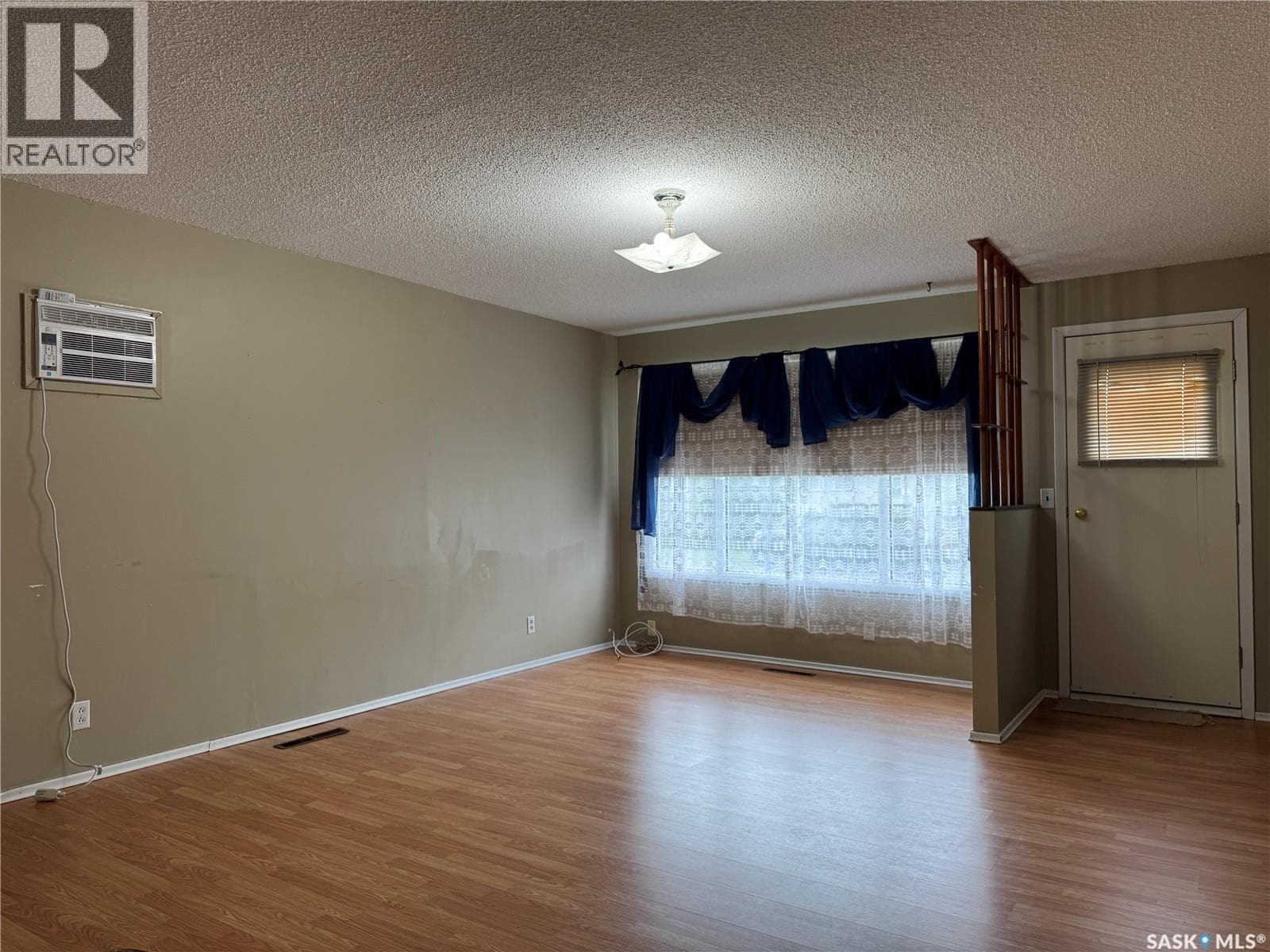 143 Broadway STREET — photo 2
