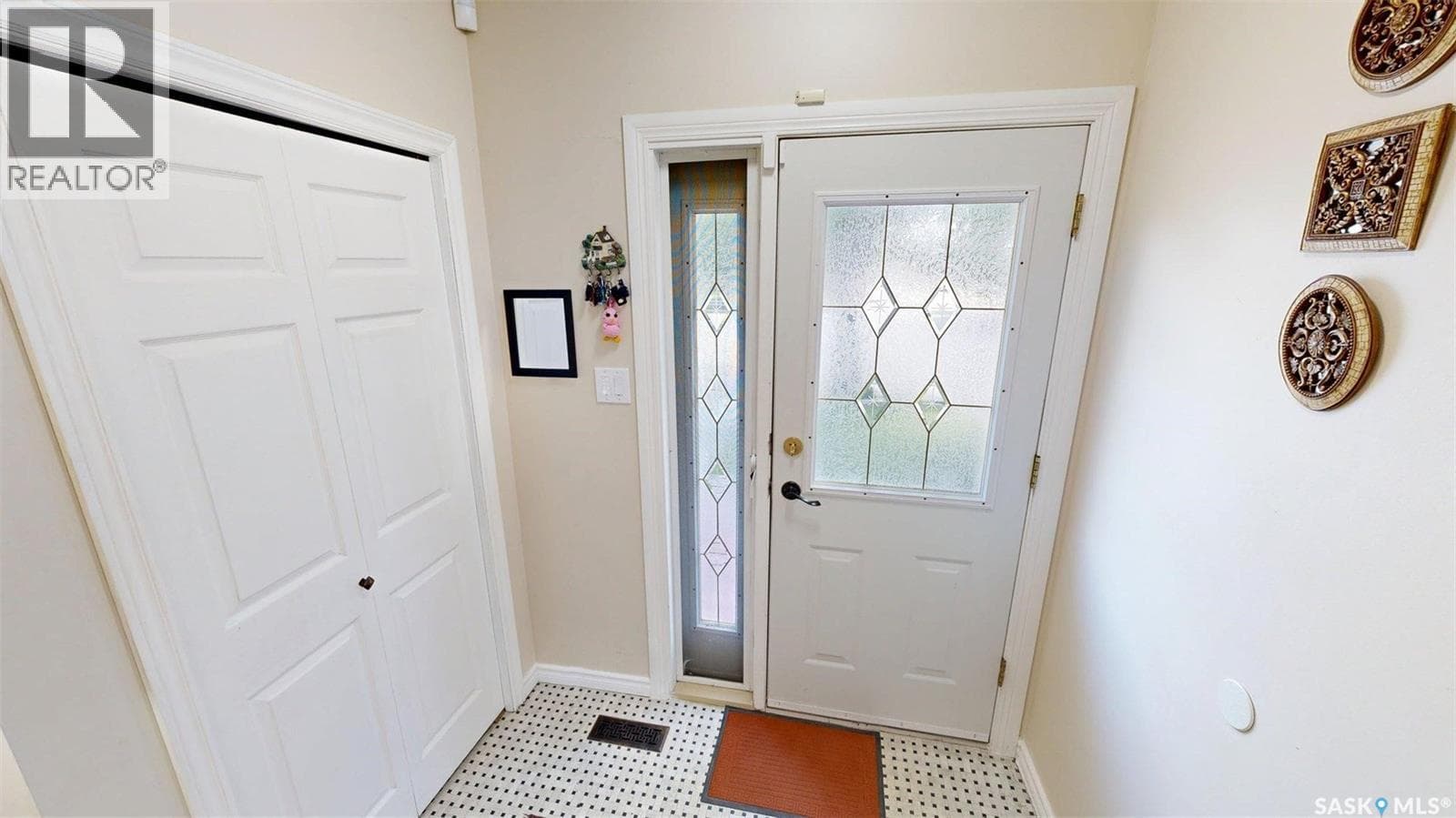 55 Noonan ROAD — photo 2