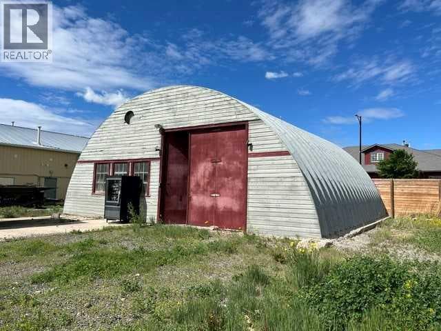 512 Centre Street SE — photo 4