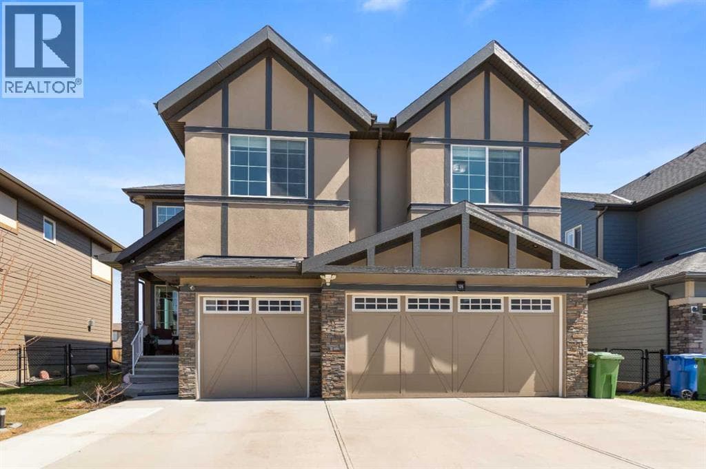 125 Kinniburgh Loop